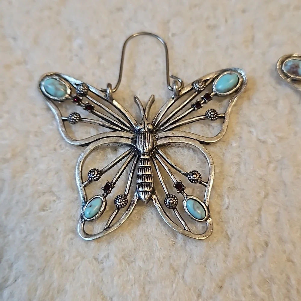 Lucky Brand Butterfly Earrings - Picture 2 of 3